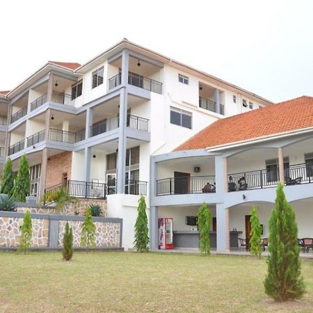 Eka Hoima Hotel Ngoại thất bức ảnh